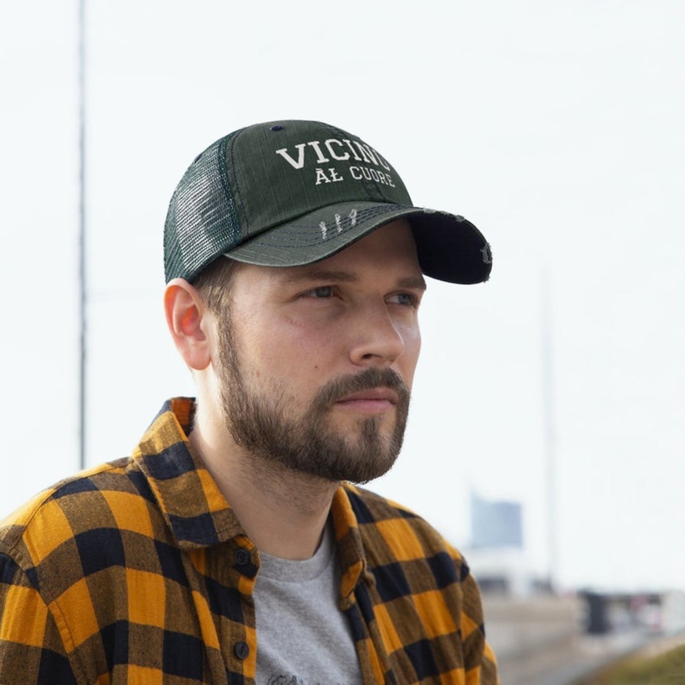 Vicino Al Cuore Trucker Hat